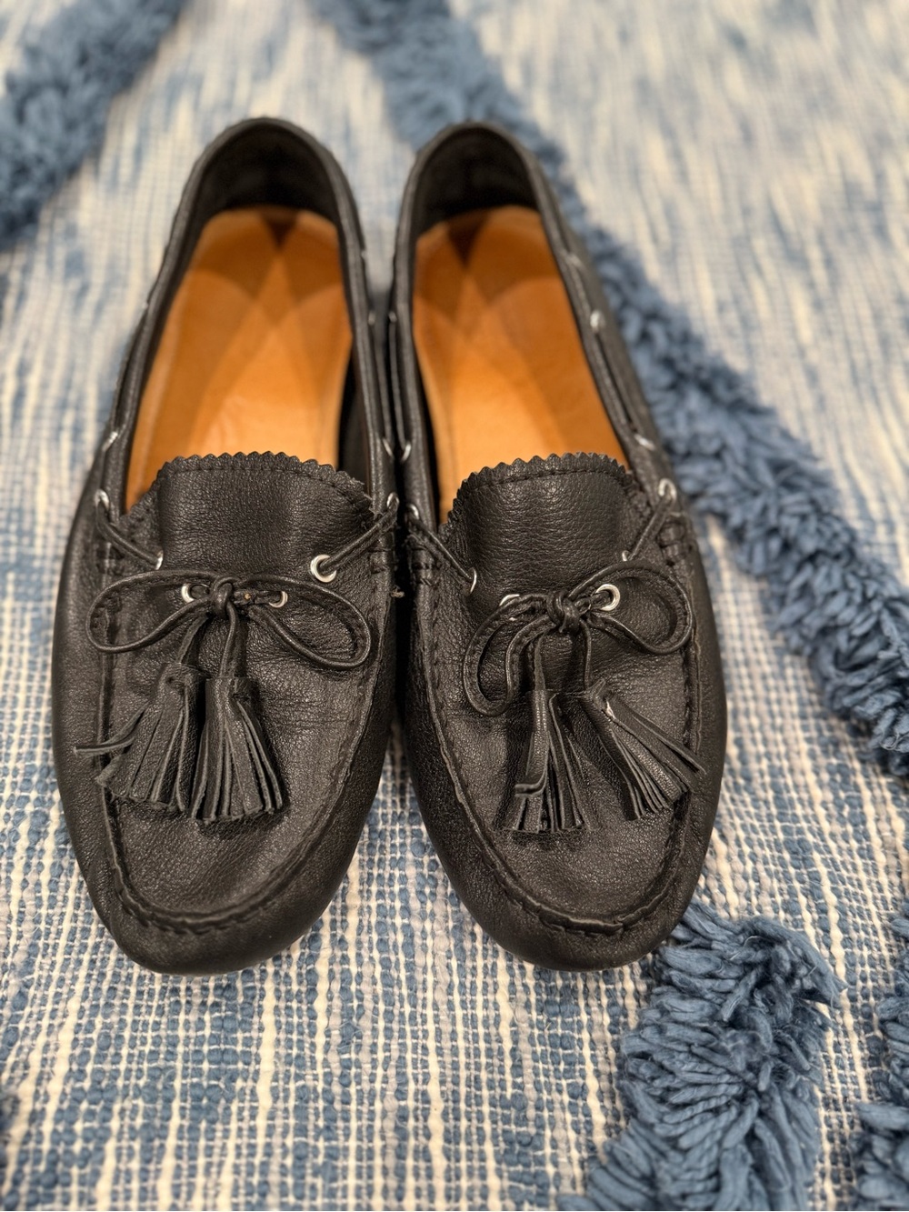 Coach Women’s Black Tassel Moccasin Loafers Size 7.5